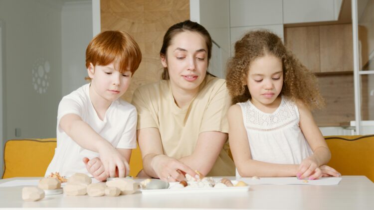 10 Simple Craft Ideas at Home for Busy Parents